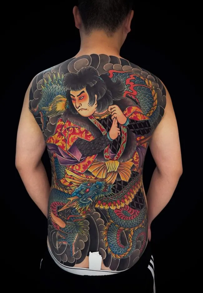 Hip Tattoo Price & Pain Guide — Hanoi